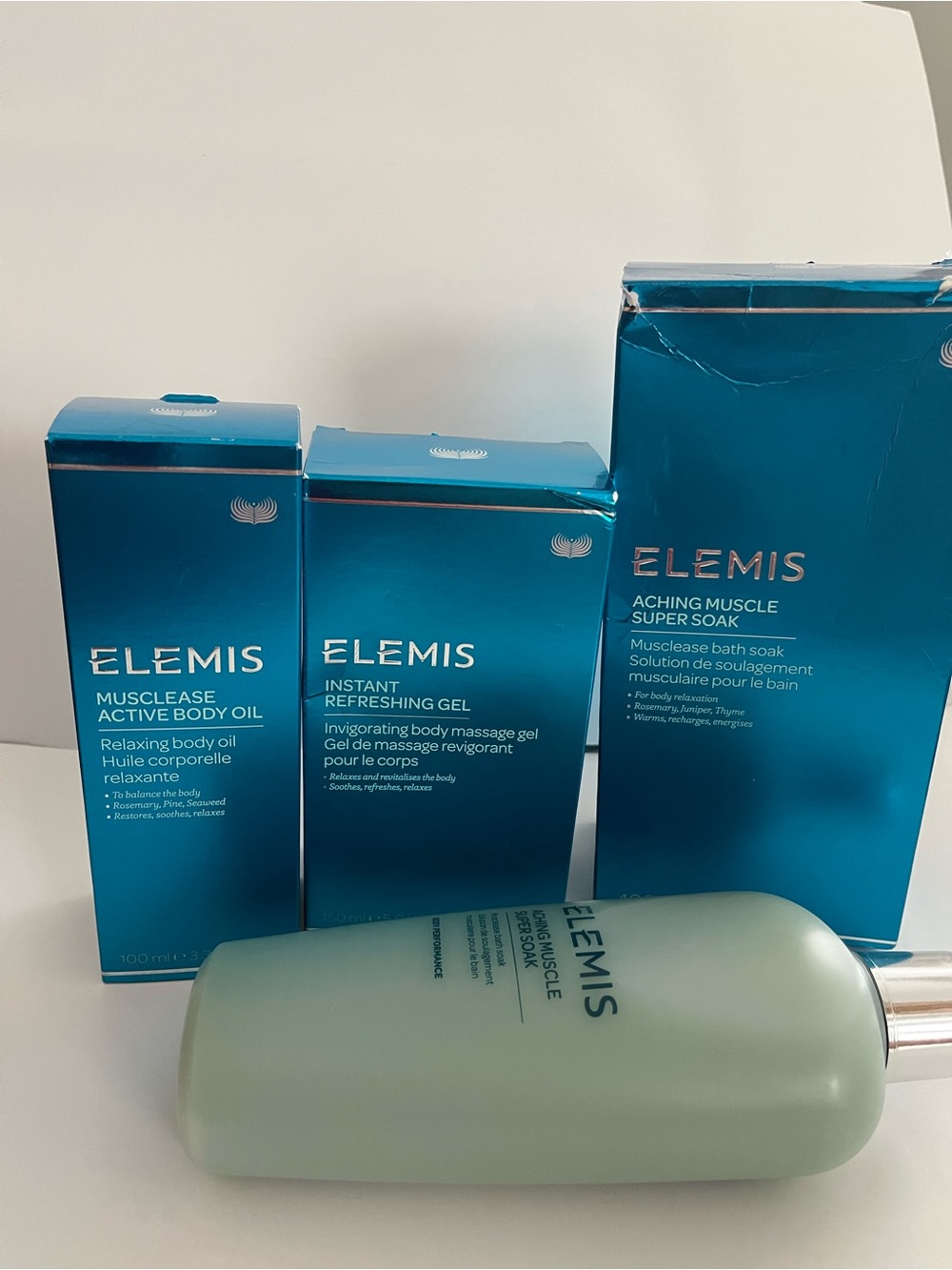 Elemis Body Performance 4- Piece Mega Set - Soak, Gel & Oil - READ